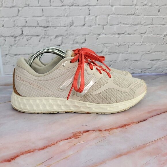 New Balance Womens Sneakers Size 11 Fresh Foam Veniz Beige Running WVNZCM1 - Picture 3 of 7